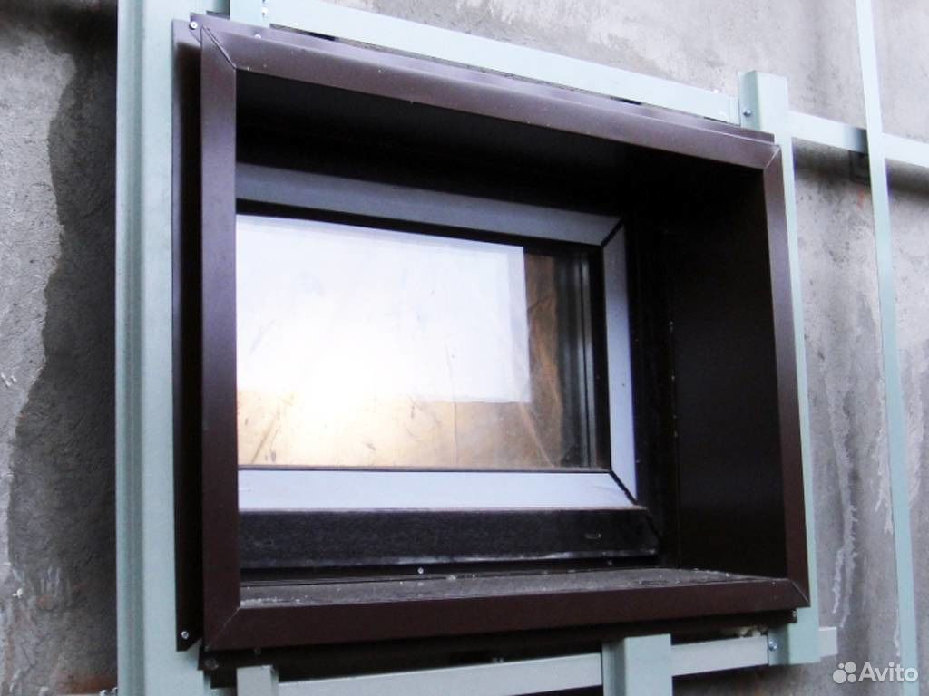 Купите металлические откосы. Откосы металлические 1200*2100*60. Металлическое обрамление окон. Металлические откосы на окнах наружные. Откосы из металла на окна наружные.