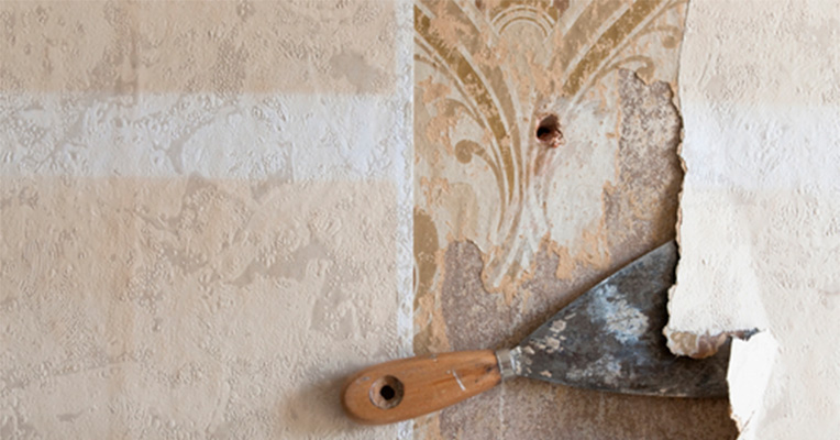 Tools you need to remove old wallpaper