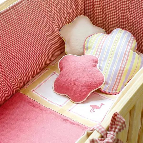 Декоративные подушки для создания уюта в детской комнате идеи для творческих мам, фото № 11