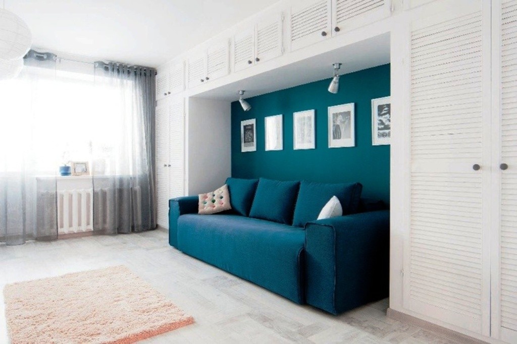 спальная комната с диваном дизайн