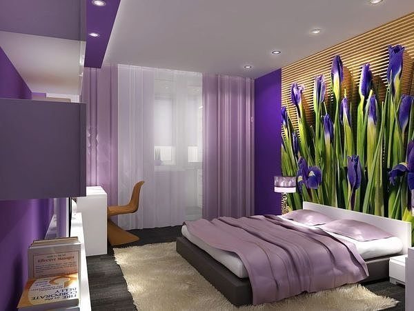 На фото показан вариант отделки спальни с использованием панно с 3Д изображением цветов.