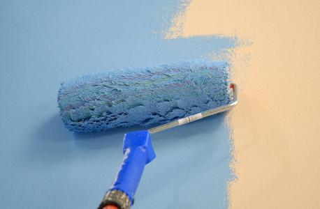 как красить потолок водоэмульсионной краской